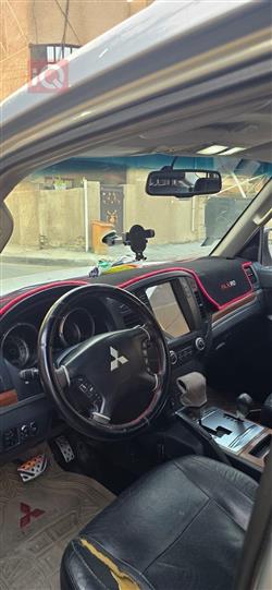 ميتسوبيشي باجيرو